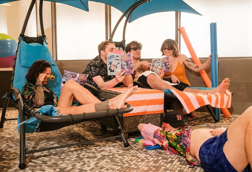 26.04.24 — Sandman Hotel, SantaCon, Floating Carousel, Bad Haircut, Luger — credit Sebastian Buzzalino — 9