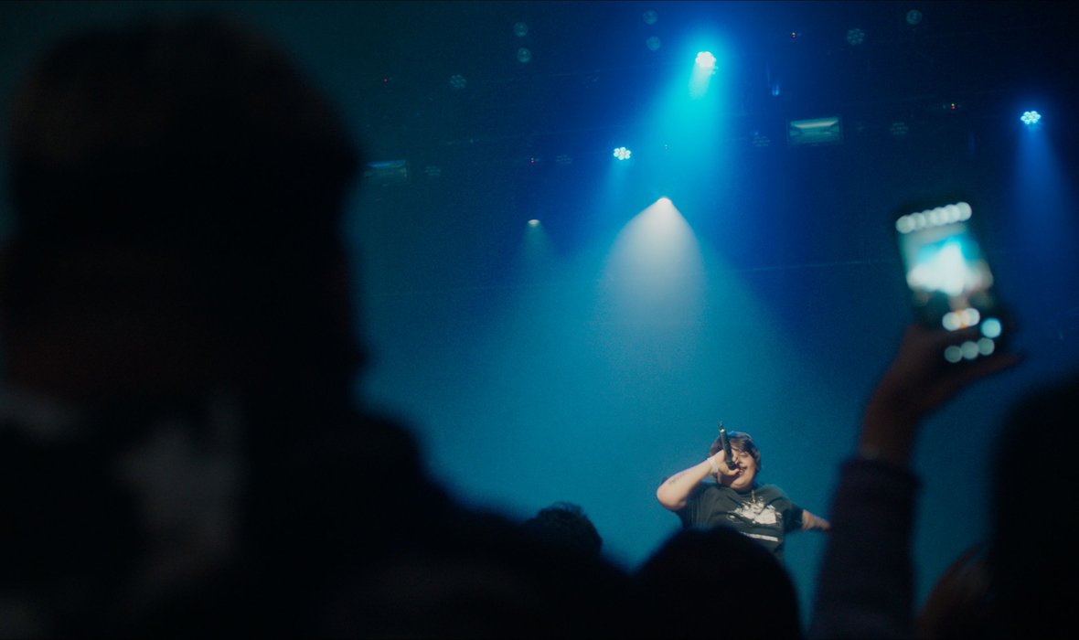 2_Travis_Thompson_performs_on_stage_opening_for_Snotty_Nose_Rez_Kids_in_Toronto