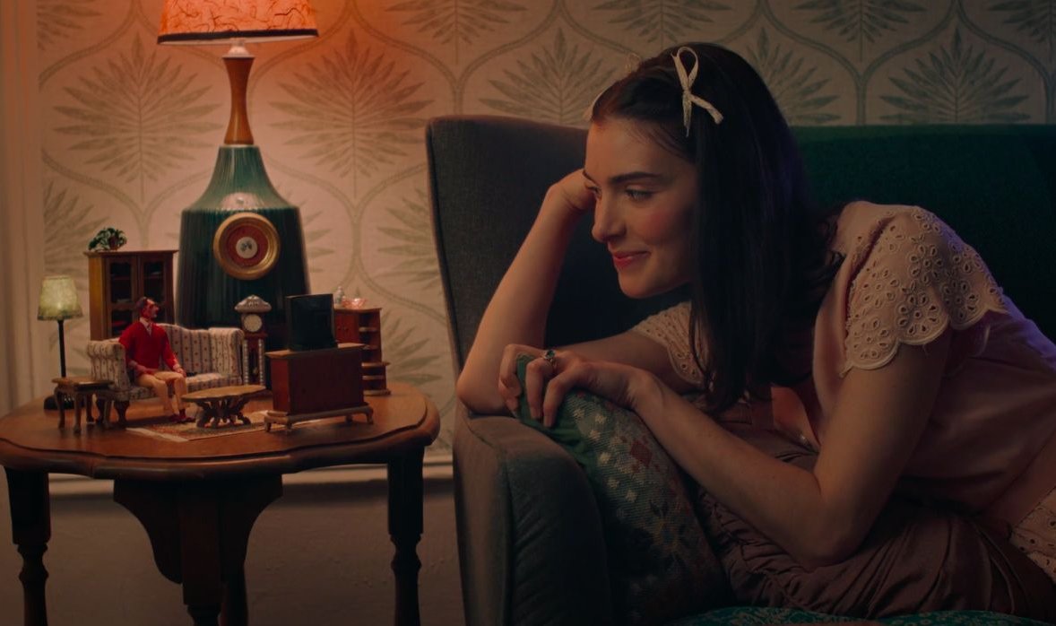 C_IttyBittyBetty_Frame2