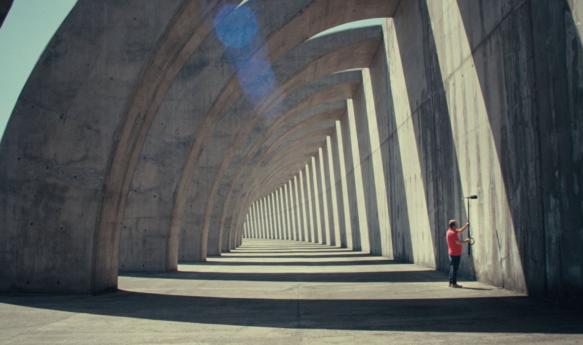 RAMO_N_WHO_SPEAKS_TO_GHOSTS_STILL1